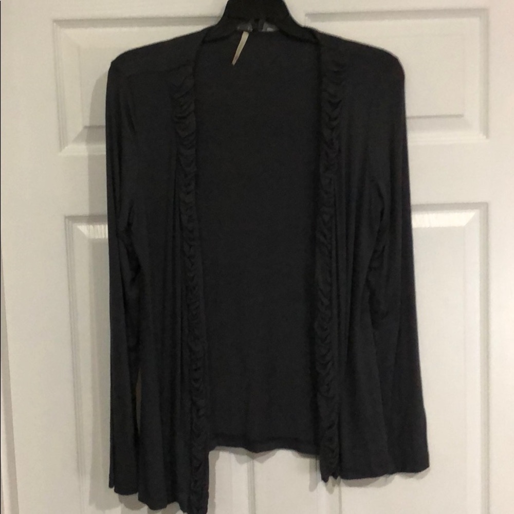 Olivia Noon Light Weight Sweater